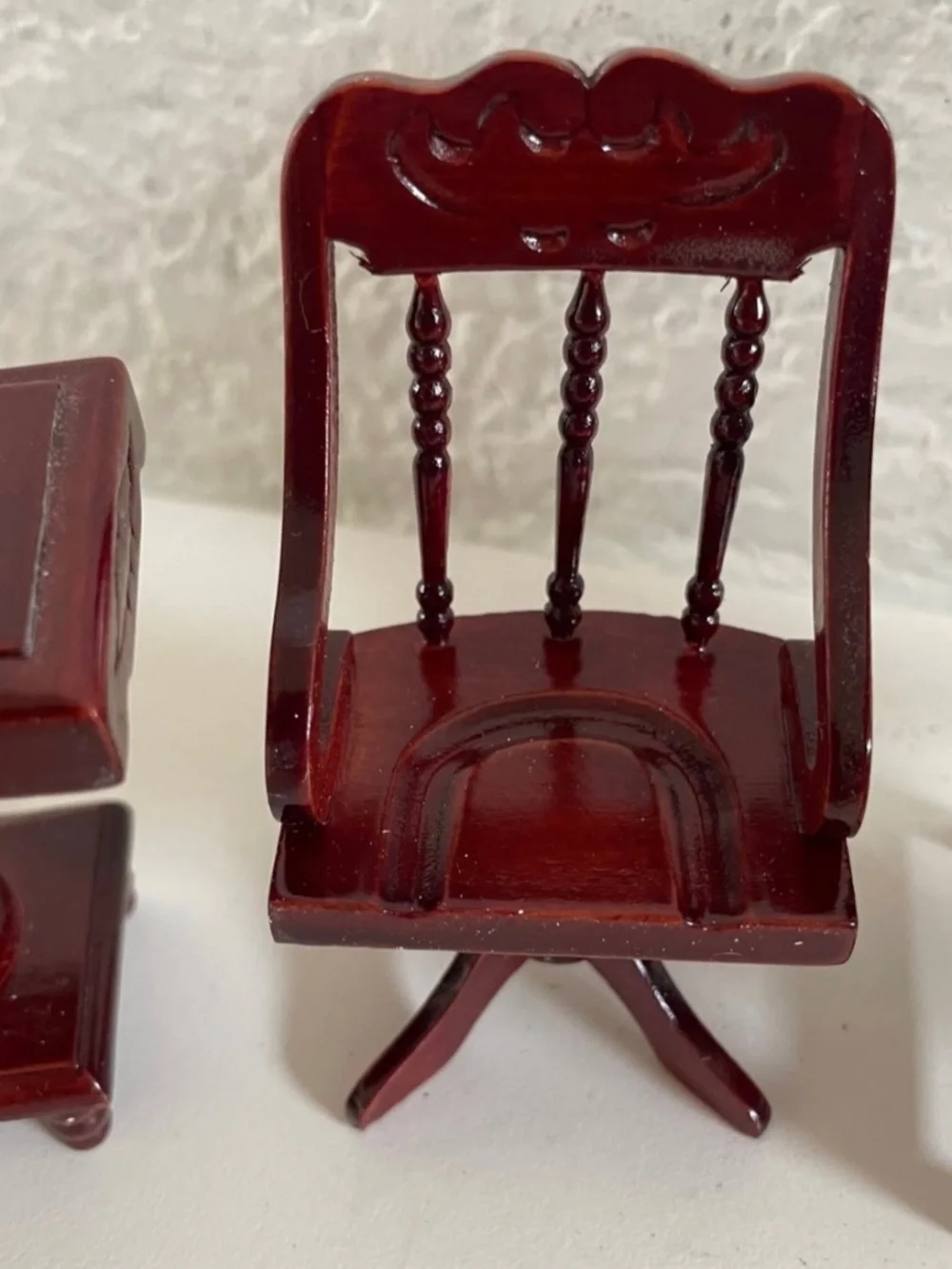 VTG 80's DOLL HOUSE OFFICE WOODEN MAHOGANY FURNITURE DETAILED LIBRARY DESK
